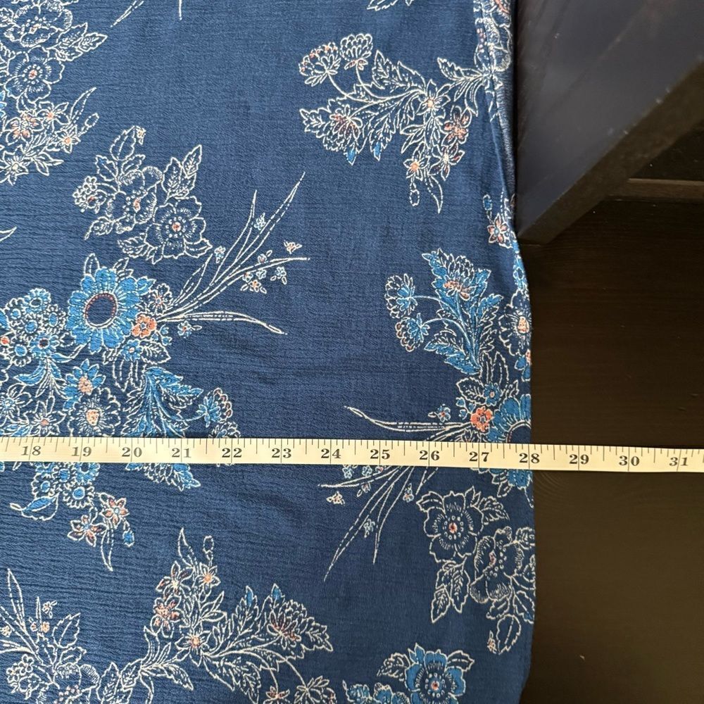 John Paul Richard Top Womens Plus Sz 3X Blue Floral Bell Sleeve V Neck Romantic - Picture 10 of 10